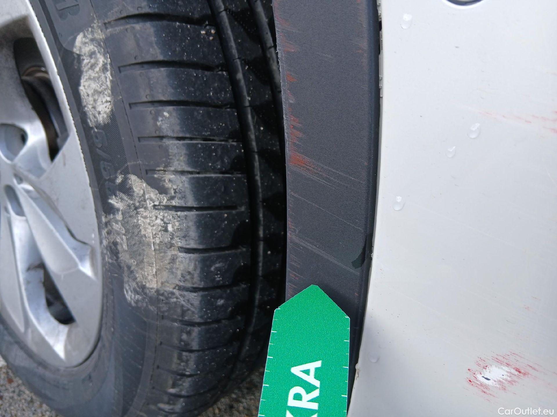  Bmw  X1 BMW  / 2019 / 5P / todoterreno sDrive18dA Corporate (AC4) #29