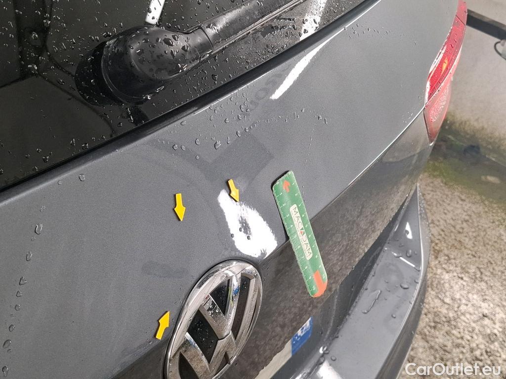  Volkswagen  Tiguan VOLKSWAGEN  Allspace / 2017 / 5P / SUV 2.0 TDI 150 DSG7 Carat #27