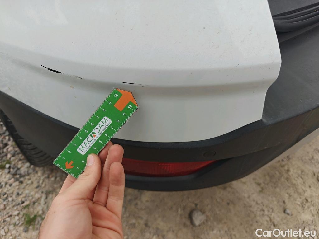  Ford  Kuga FORD  / 2016 / 5P / todoterreno 1.5 EcoBoost 88kW 4x2 Trend+ (CX) #35