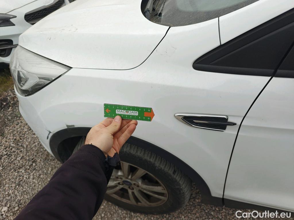  Ford  Kuga FORD  / 2016 / 5P / todoterreno 1.5 EcoBoost 88kW 4x2 Trend+ (CX) #7