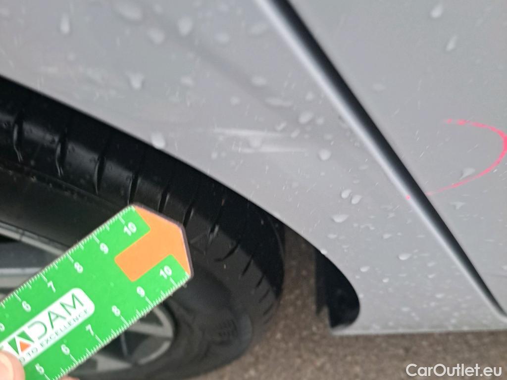  Hyundai  i20 HYUNDAI  / 2023 / 5P / berlina con portón 1.0 TGDI Klass #2