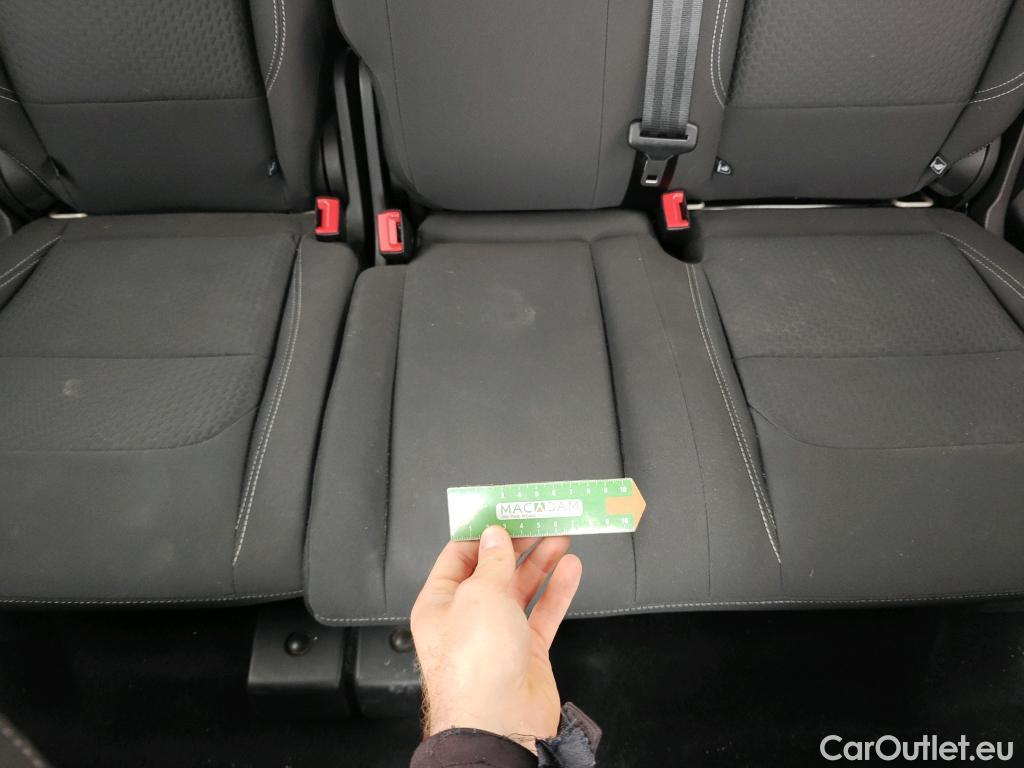  Ford  Kuga FORD  / 2016 / 5P / todoterreno 1.5 EcoBoost 88kW 4x2 Trend+ (CX) #61