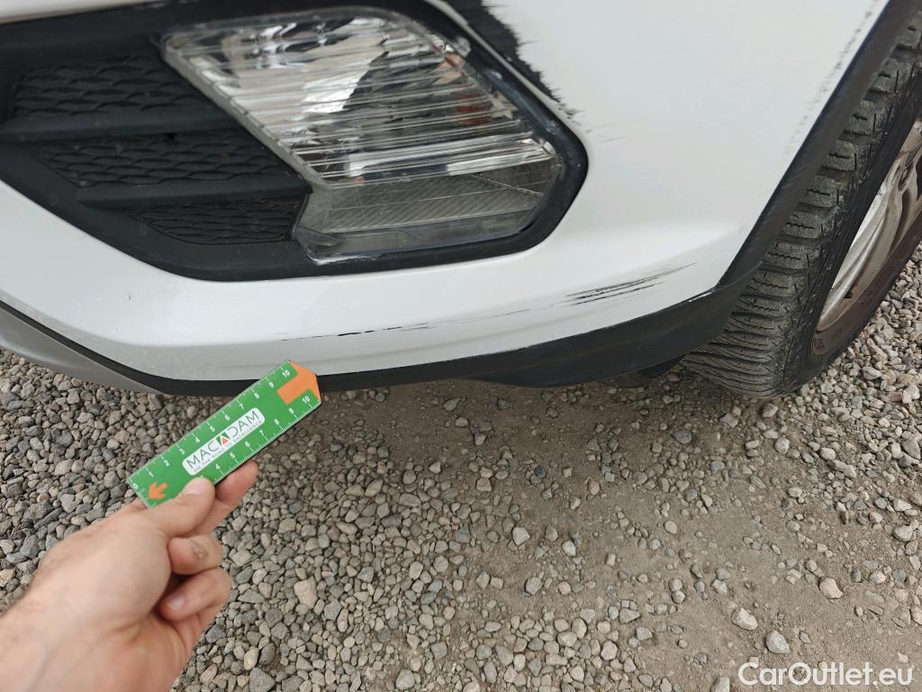  Ford  Kuga FORD  / 2016 / 5P / todoterreno 1.5 EcoBoost 88kW 4x2 Trend+ (CX) #32