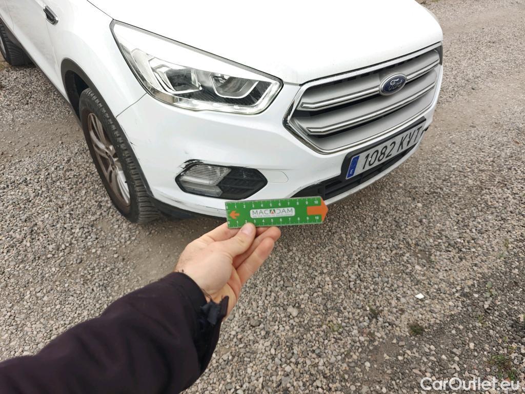  Ford  Kuga FORD  / 2016 / 5P / todoterreno 1.5 EcoBoost 88kW 4x2 Trend+ (CX) #24