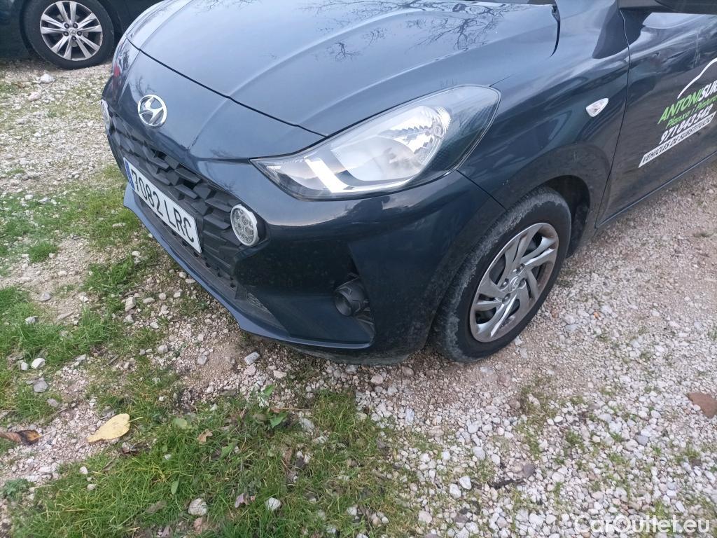  Hyundai  i10  / 2020 / 5P / berlina con portón 1.0 Essence #19