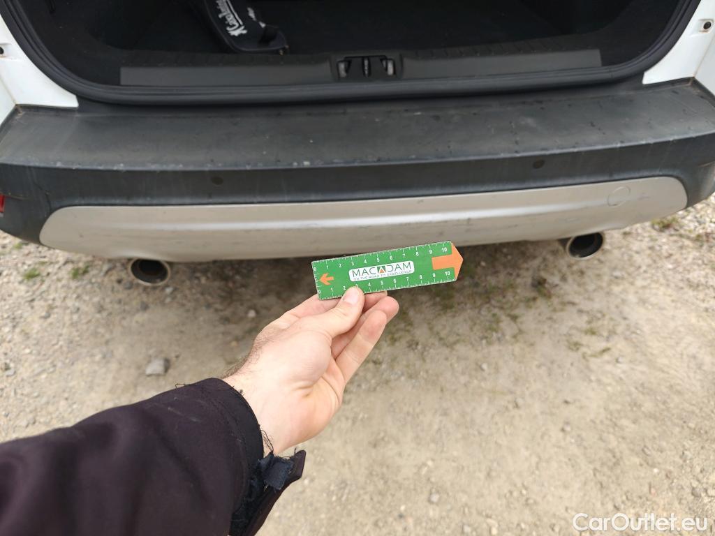  Ford  Kuga FORD  / 2016 / 5P / todoterreno 1.5 EcoBoost 88kW 4x2 Trend+ (CX) #9