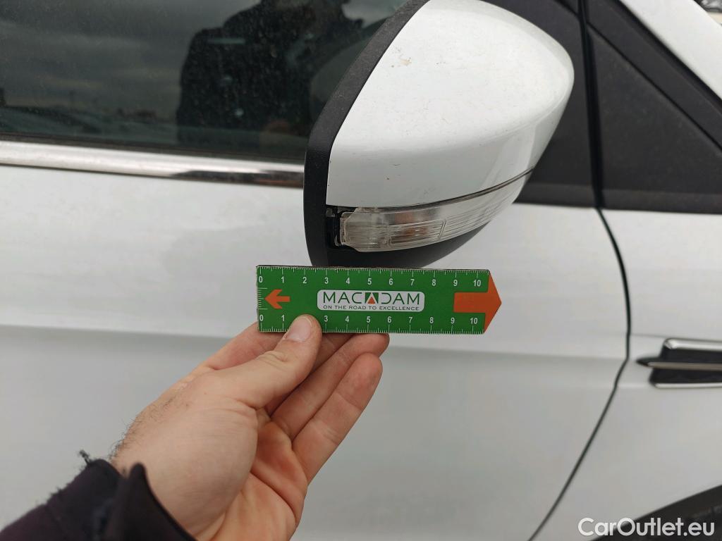  Ford  Kuga FORD  / 2016 / 5P / todoterreno 1.5 EcoBoost 88kW 4x2 Trend+ (CX) #41