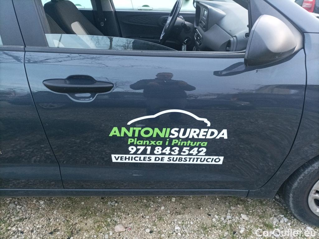  Hyundai  i10  / 2020 / 5P / berlina con portón 1.0 Essence #16