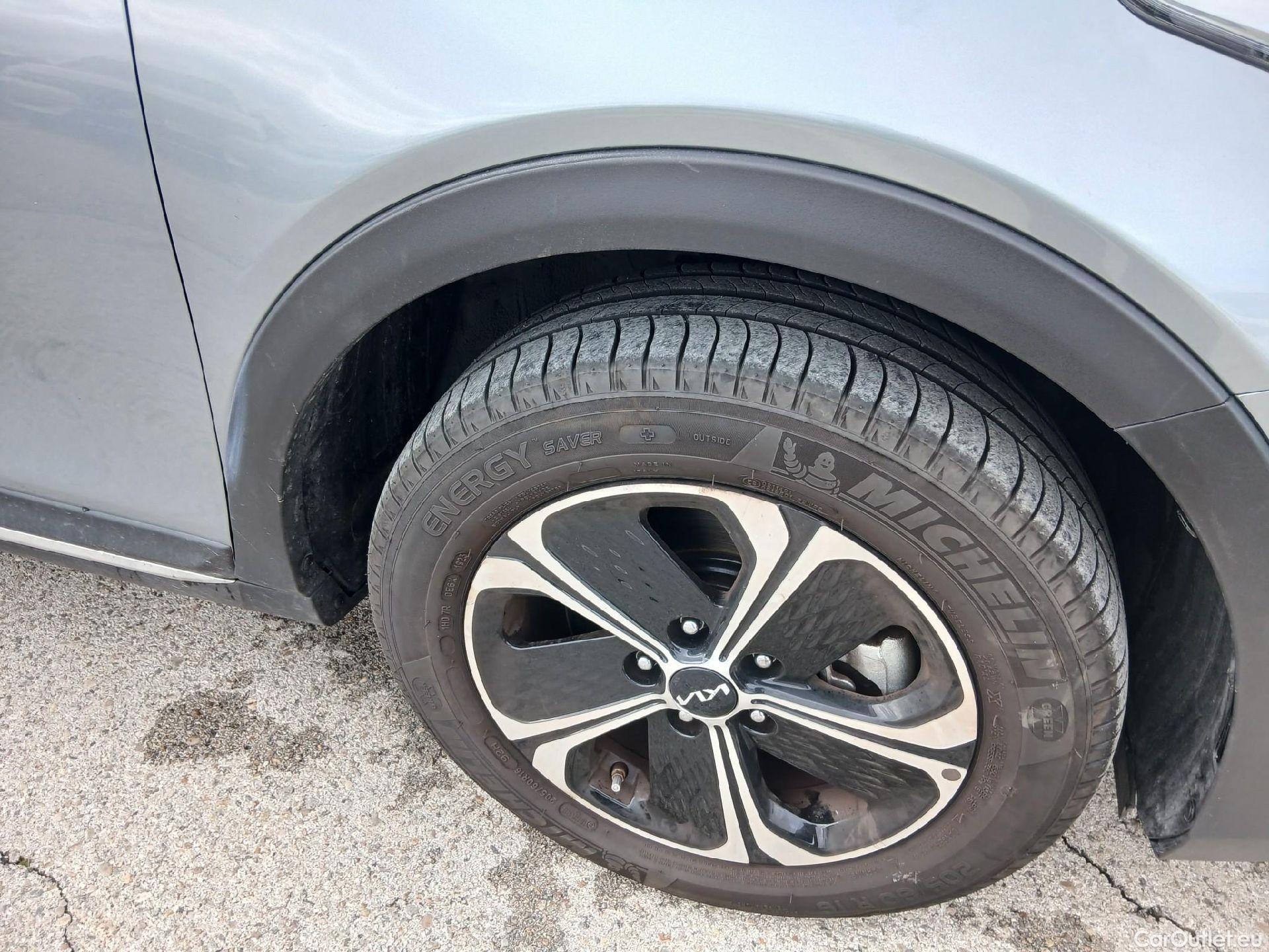  KIA  XCeed KIA  / 2022 / 5P / todoterreno 1.6 GDi PHEV 104kW (141CV) eDrive (AC) #22