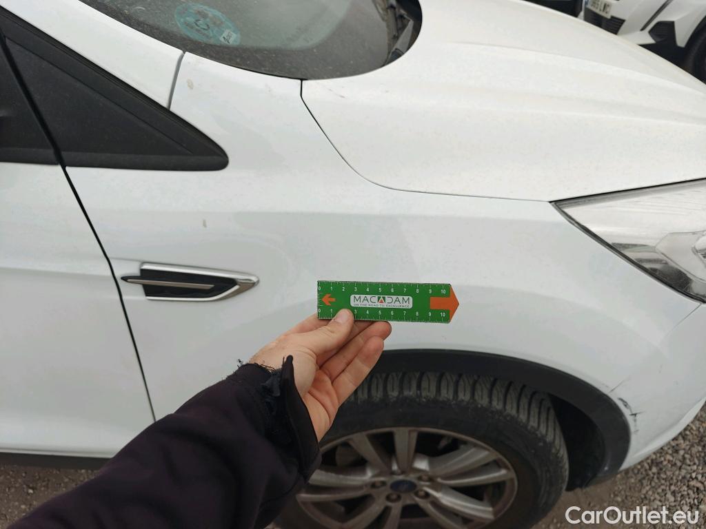  Ford  Kuga FORD  / 2016 / 5P / todoterreno 1.5 EcoBoost 88kW 4x2 Trend+ (CX) #54