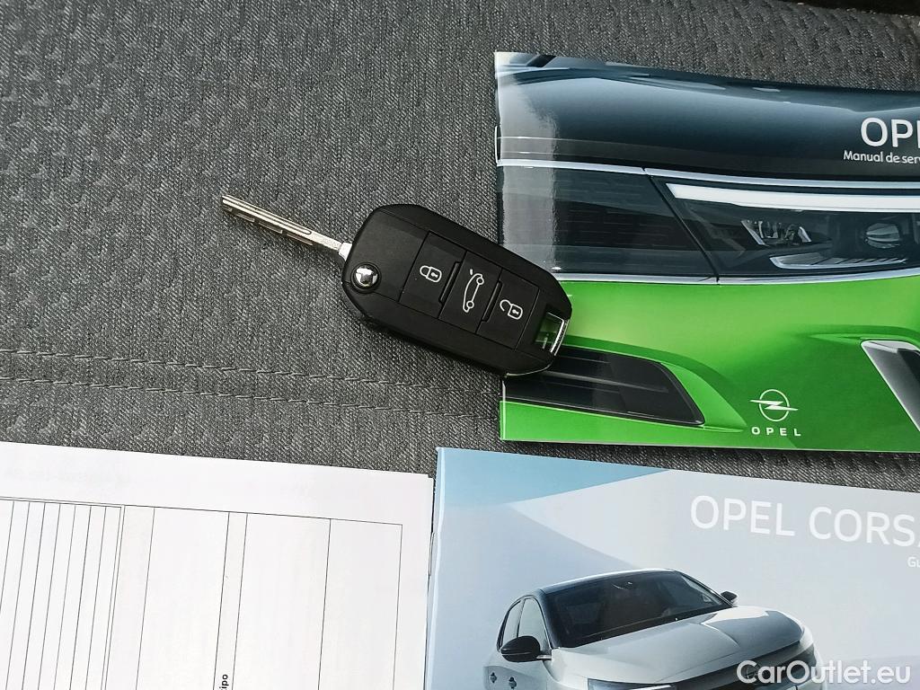  Land Rover  Discovery OPEL Corsa / 2023 / 5P / berlina con portón 1.2T XHL 74kW (100CV) Edition #4