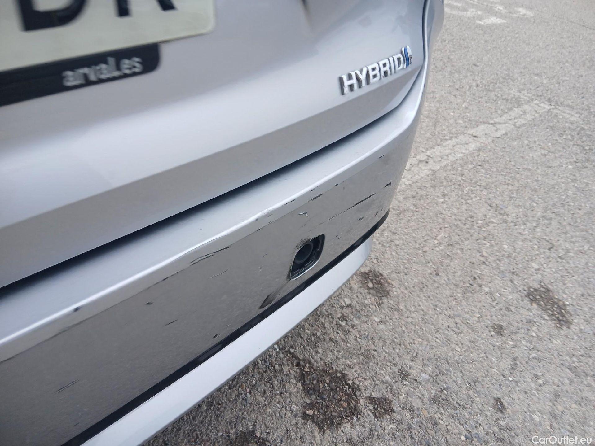  Toyota  Corolla TOYOTA  / 2019 / 5P / familiar 1.8 125H ACTIVE TECH E-CVT TOU SPORT #19