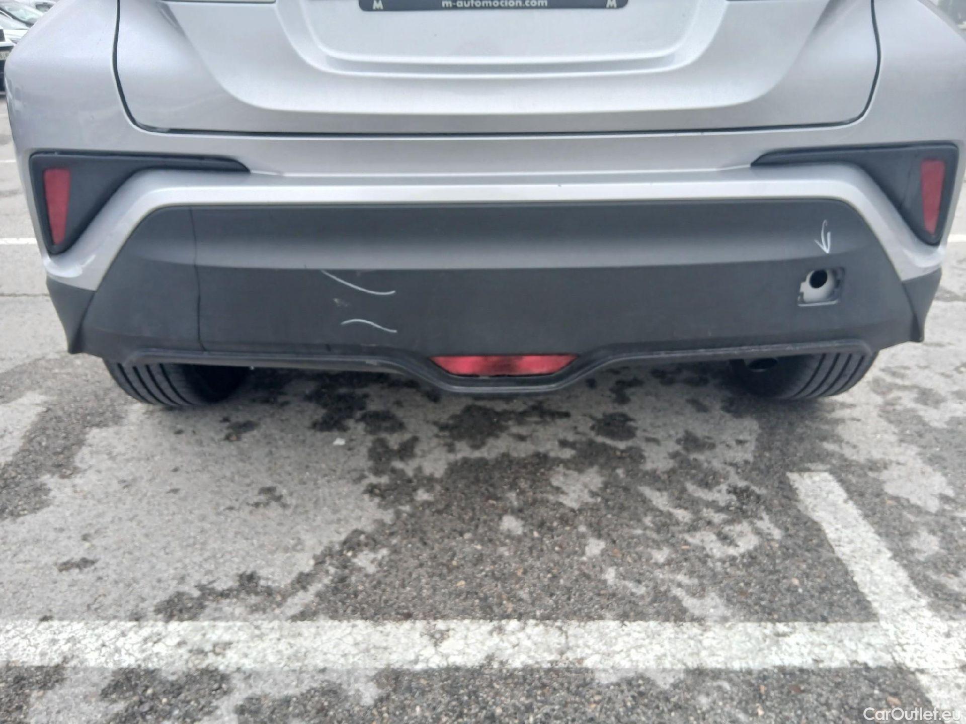  Toyota  C-HR TOYOTA  / 2019 / 5P / todoterreno 1.8 125H Active #20