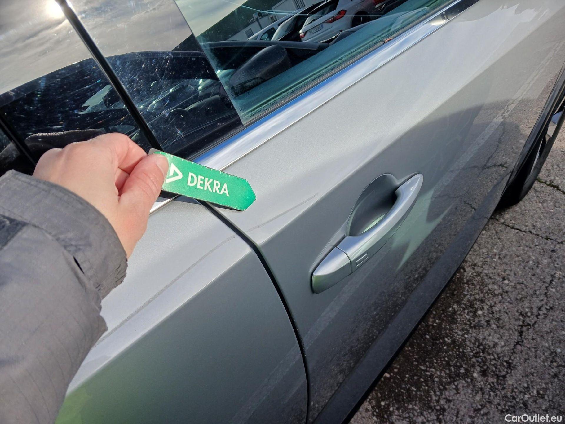  Nissan  Qashqai NISSAN  / 2021 / 5P / todoterreno DIG-T 116kW mHEV Xtronic N-GO(SP) #20