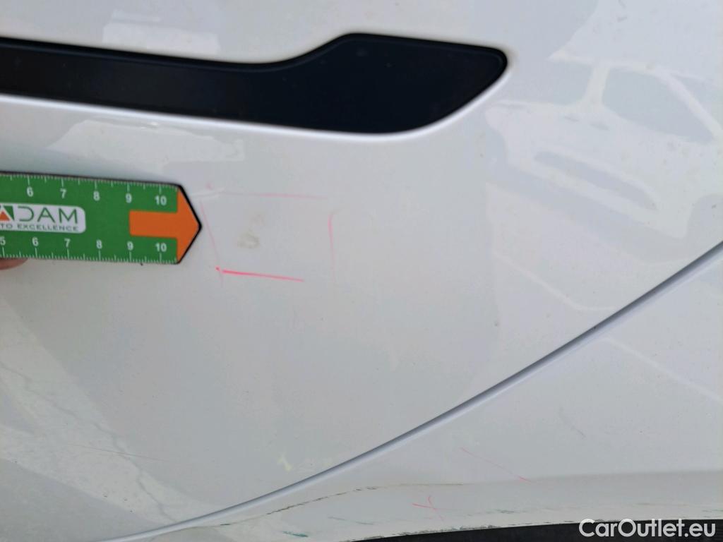  Tesla  Model 3 TESLA  / 2018 / 4P / sedán Gran Autonomía 4WD (AC) #11