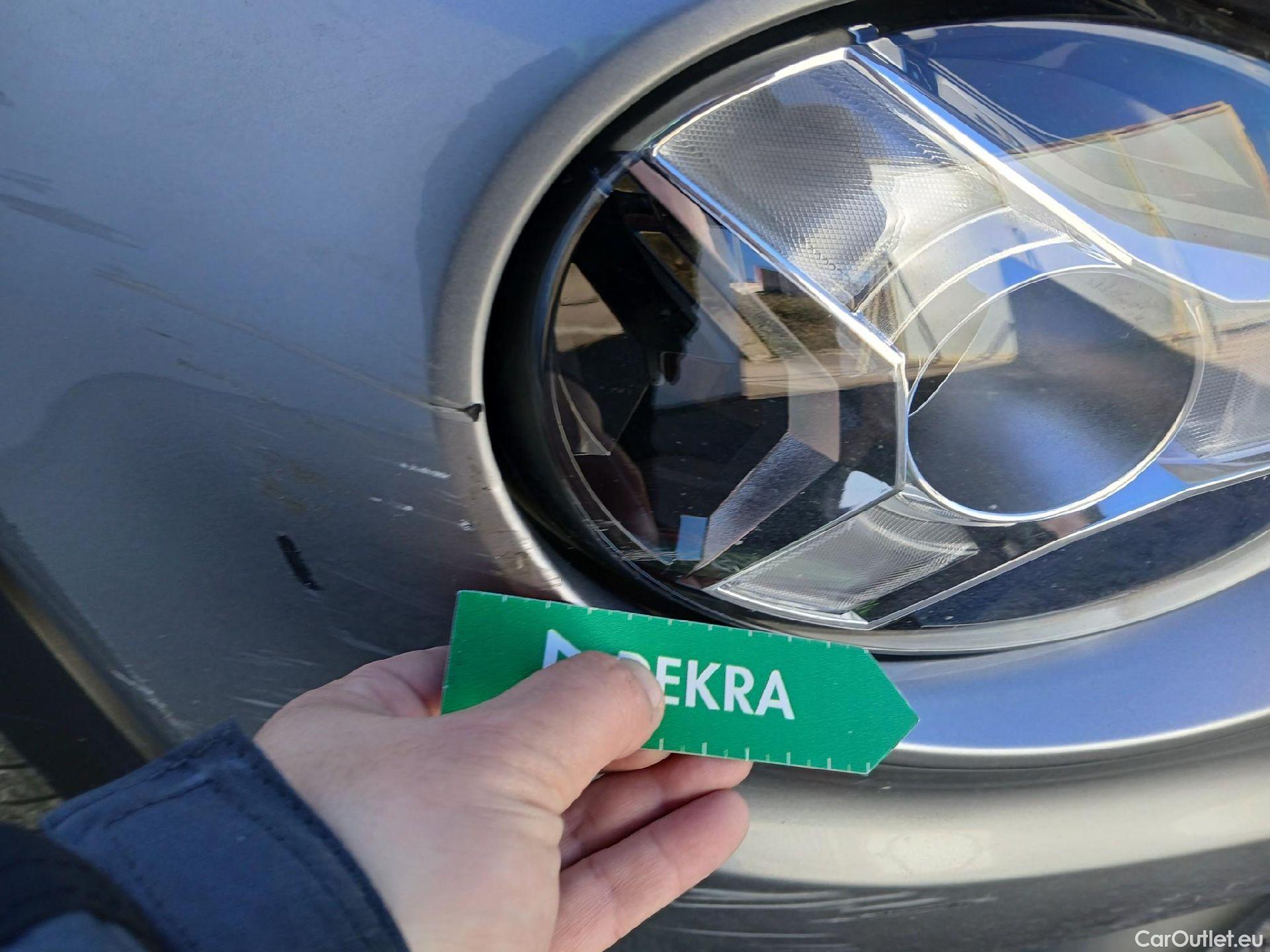  Nissan  Juke NISSAN  / 2019 / 5P / crossover DIG-T 84 kW (114 CV) DCT 7 V N-Connecta #8