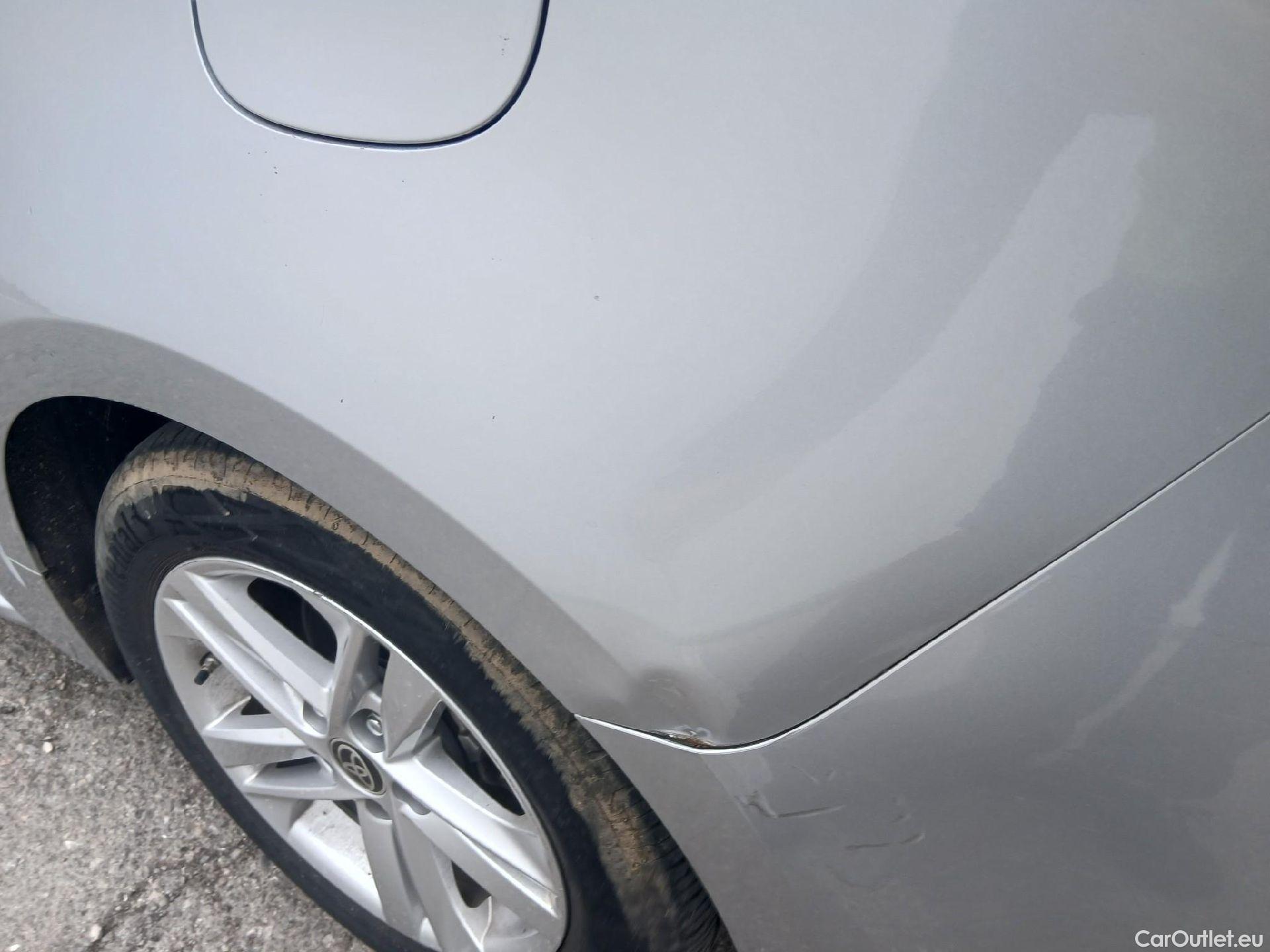  Toyota  Corolla TOYOTA  / 2019 / 5P / familiar 1.8 125H ACTIVE TECH E-CVT TOU SPORT #14