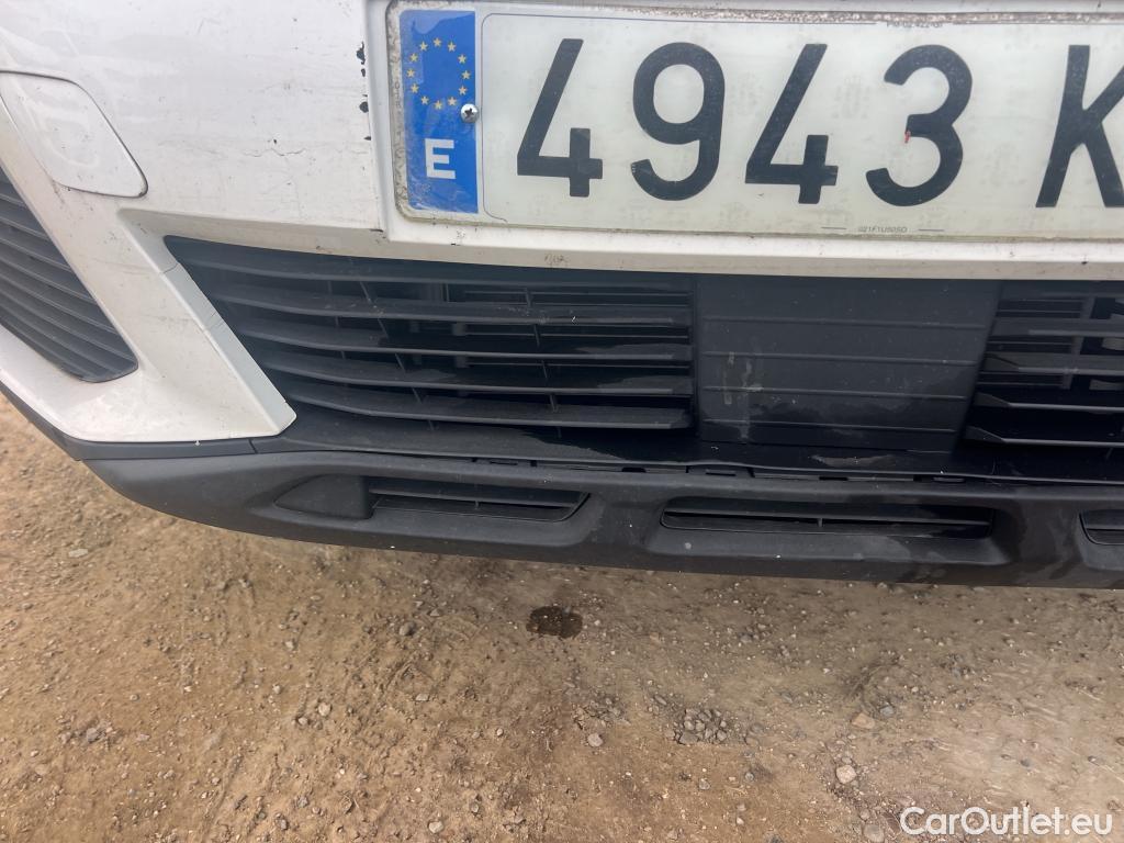  Peugeot  3008 PEUGEOT  / 2016 / 5P / todoterreno 1.2 PURETECH 96KW (130CV) ACTIVE S&S #29