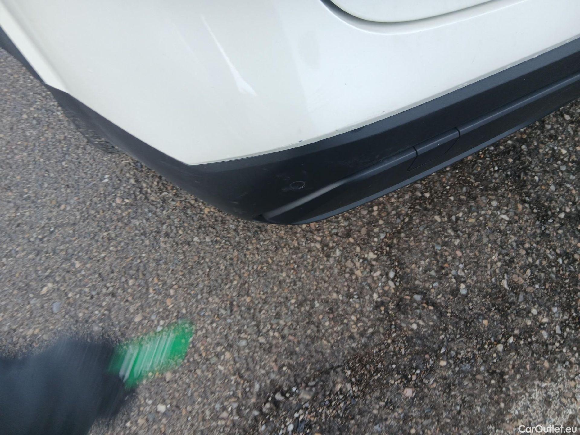  Nissan  Qashqai NISSAN  / 2021 / 5P / todoterreno DIG-T 116kW (158CV) mHEV Xtronic Acenta (AC2) #11