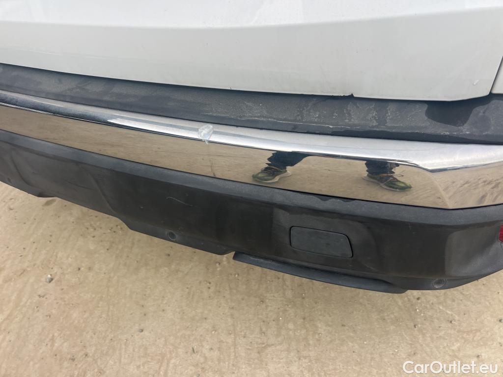  Peugeot  3008 PEUGEOT  / 2016 / 5P / todoterreno 1.2 PURETECH 96KW (130CV) ACTIVE S&S #26