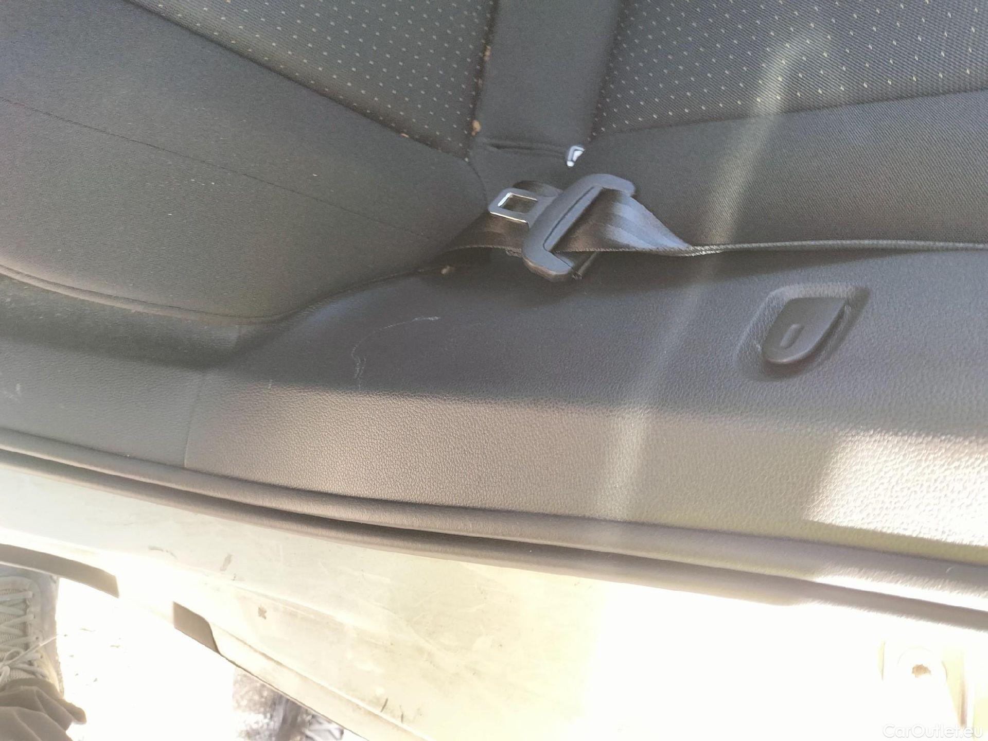  Seat  Arona  Style Special Edition 1.0 TSI 115CV AT7 E6d #31