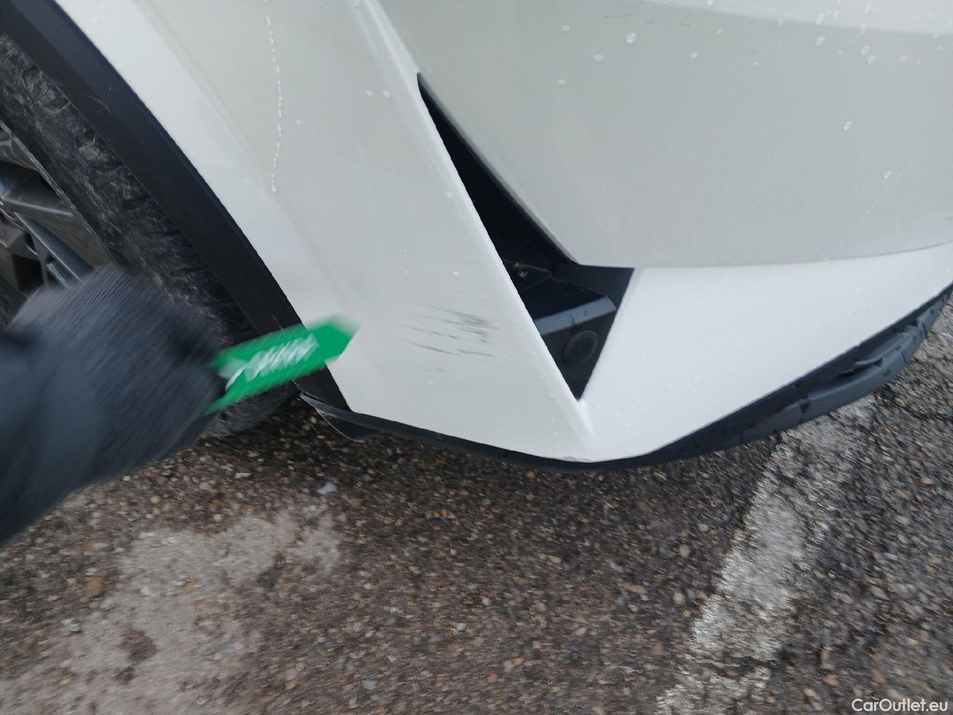  Nissan  Qashqai NISSAN  / 2021 / 5P / todoterreno DIG-T 116kW (158CV) mHEV Xtronic Acenta (AC2) #2