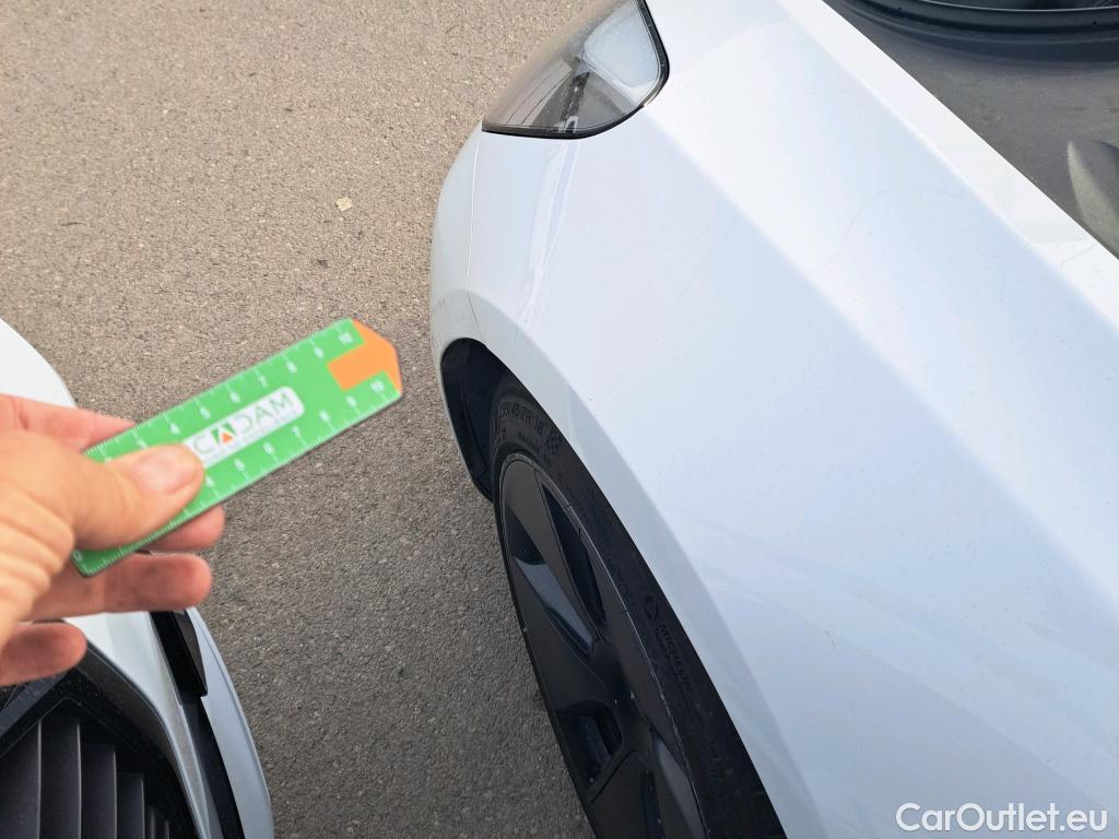  Tesla  Model 3 TESLA  / 2018 / 4P / sedán Gran Autonomía 4WD (AC) #32