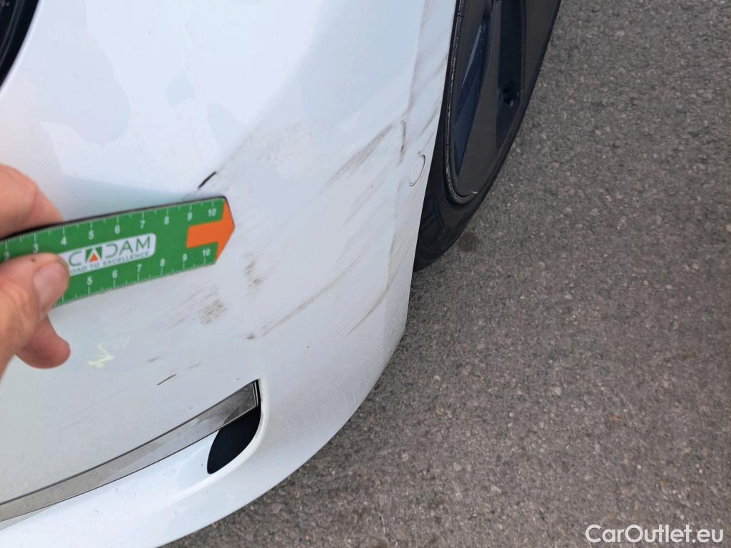  Tesla  Model 3 TESLA  / 2018 / 4P / sedán Gran Autonomía 4WD (AC) #23