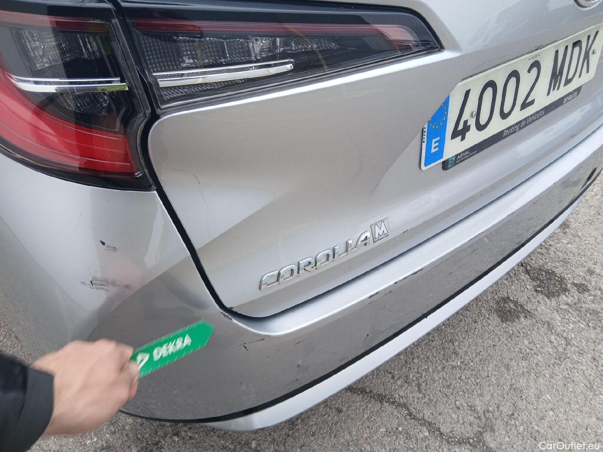  Toyota  Corolla TOYOTA  / 2019 / 5P / familiar 1.8 125H ACTIVE TECH E-CVT TOU SPORT #17