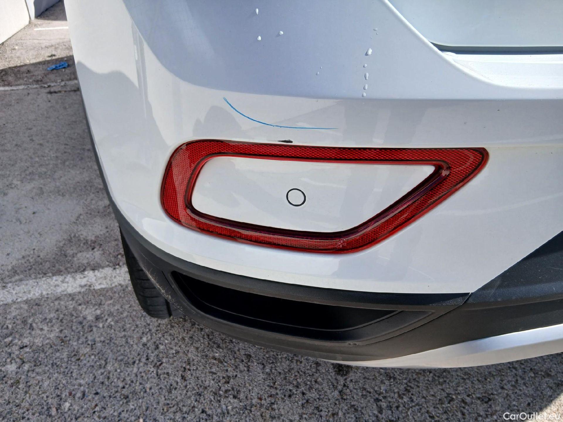  Volkswagen  T-ROC  Life 2.0 TDI 115CV MT6 E6d #20