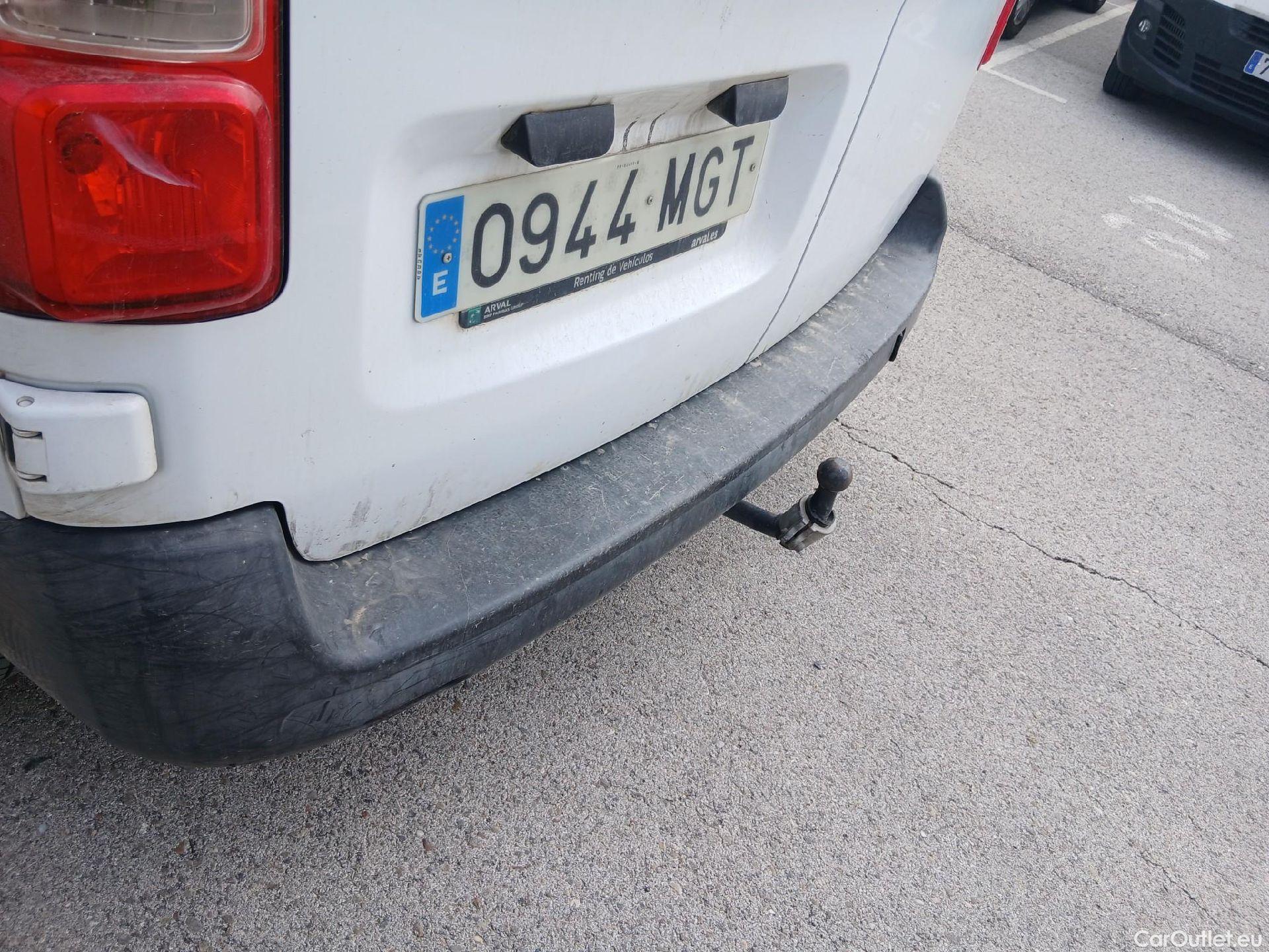  Citroen  Jumpy CITROEN  / 2016 / 4P / furgón Talla M BlueHDi 100 S&S 6v Control #29