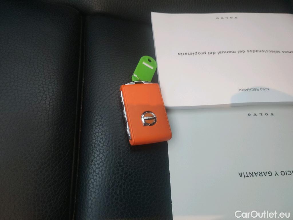  Volvo  XC90 VOLVO  / 2019 / 5P / todoterreno 2.0 T8 AWD Recharge Inscription Auto #2