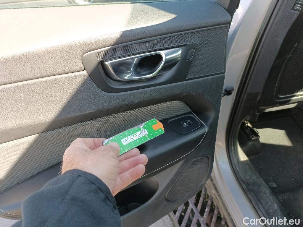  Volvo  XC60 VOLVO  / 2017 / 5P / todoterreno 2.0 B4 D Plus Dark Auto #21