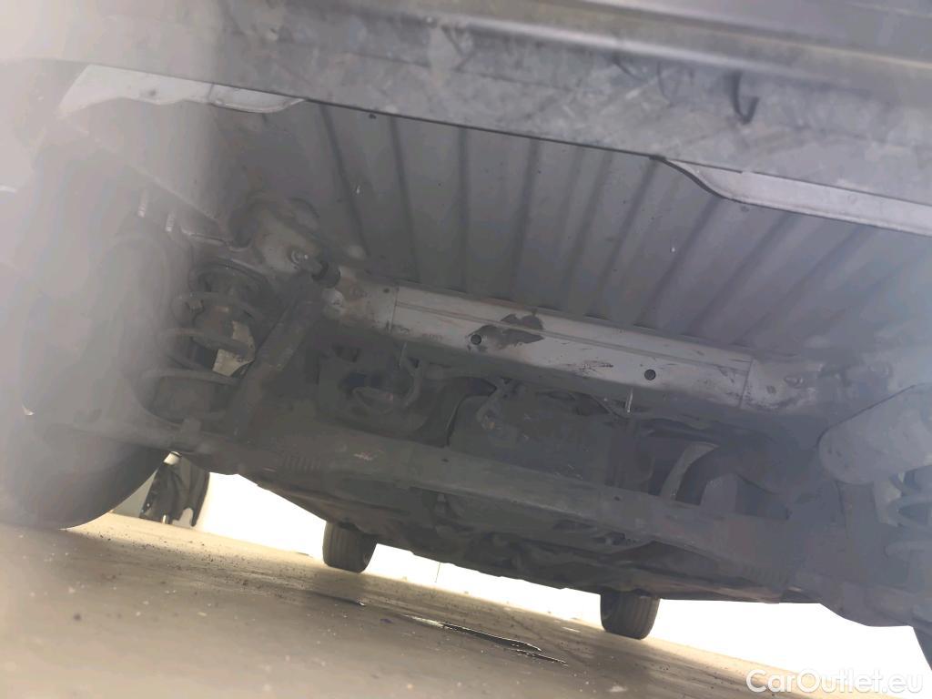  Citroen  Berlingo CITROEN  / 2018 / 5P / monovolumen compacto Talla M BlueHDi 100 S&S FEEL #15