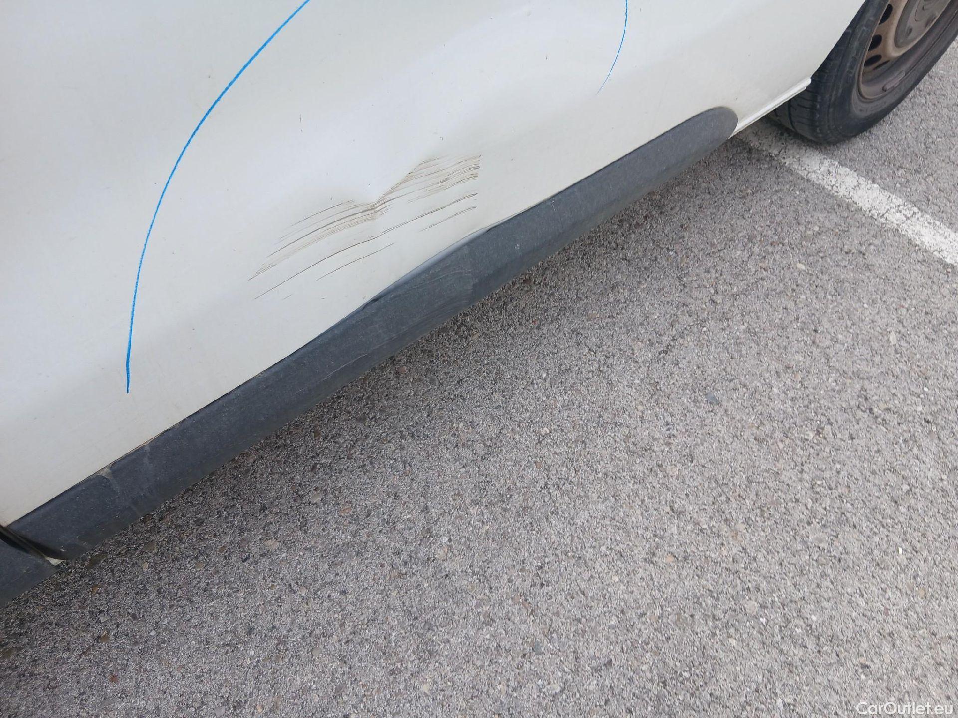  Citroen  Jumpy CITROEN  / 2016 / 4P / furgón Talla M BlueHDi 100 S&S 6v Control #26