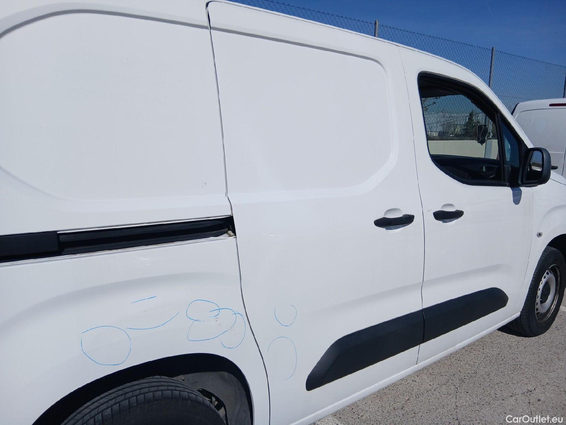  Citroen  Berlingo CITROEN  / 2018 / 3P / furgón derivado de turismo Talla M BlueHDi 73kW CONTROL #34