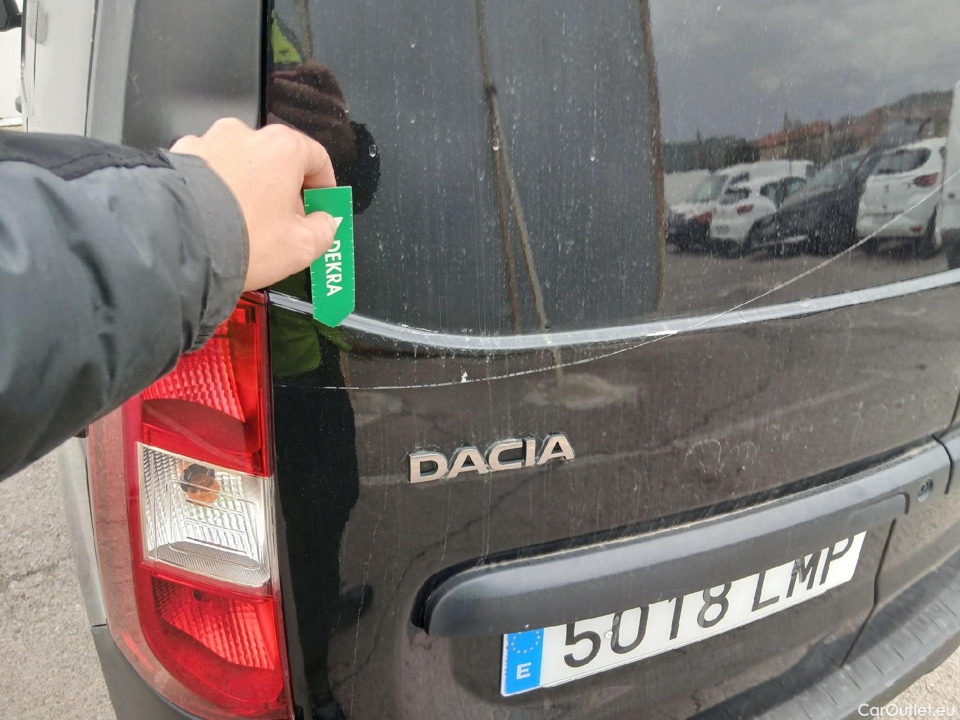  Dacia  Dokker DACIA  / 2013 / 4P / furgón derivado de turismo Van Essential Blue dCi 70kW (95CV) #21