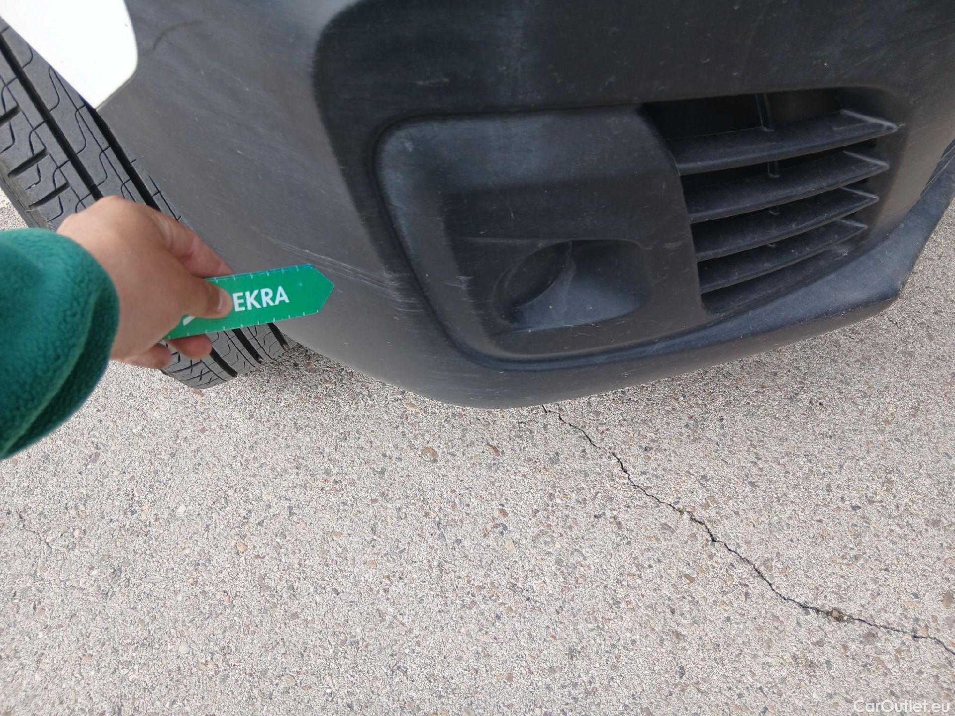  Citroen  Jumpy CITROEN  / 2016 / 4P / furgón Talla M BlueHDi 100 S&S 6v Control #13