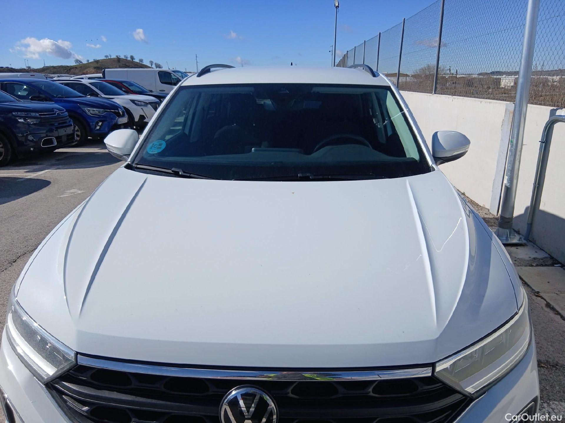  Volkswagen  T-ROC  Life 2.0 TDI 115CV MT6 E6d #3