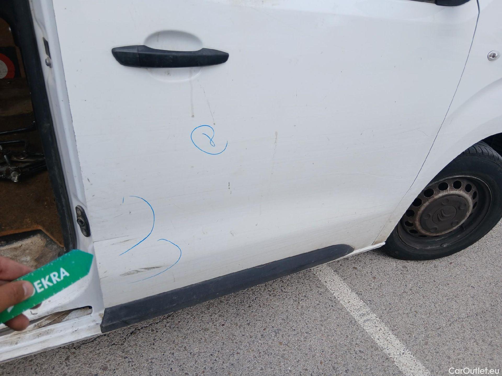  Citroen  Jumpy CITROEN  / 2016 / 4P / furgón Talla M BlueHDi 100 S&S 6v Control #43