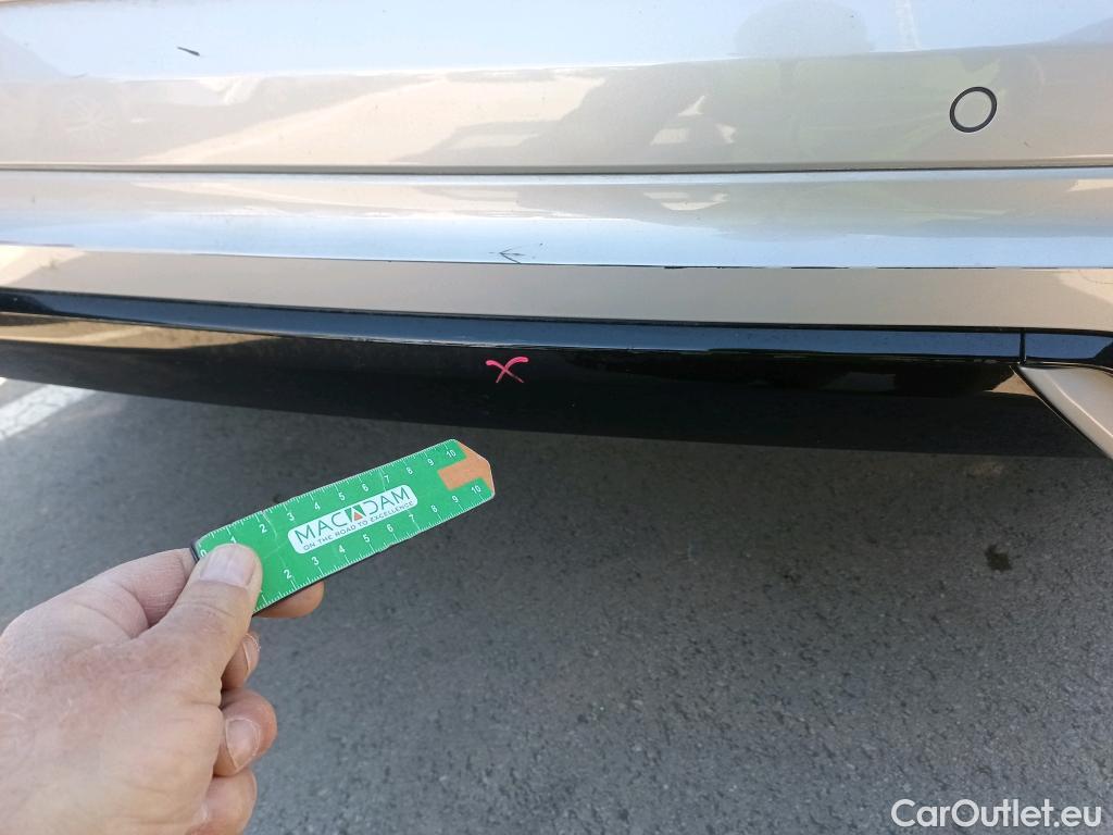  Volvo  XC60 VOLVO  / 2017 / 5P / todoterreno 2.0 B4 D Plus Dark Auto #17