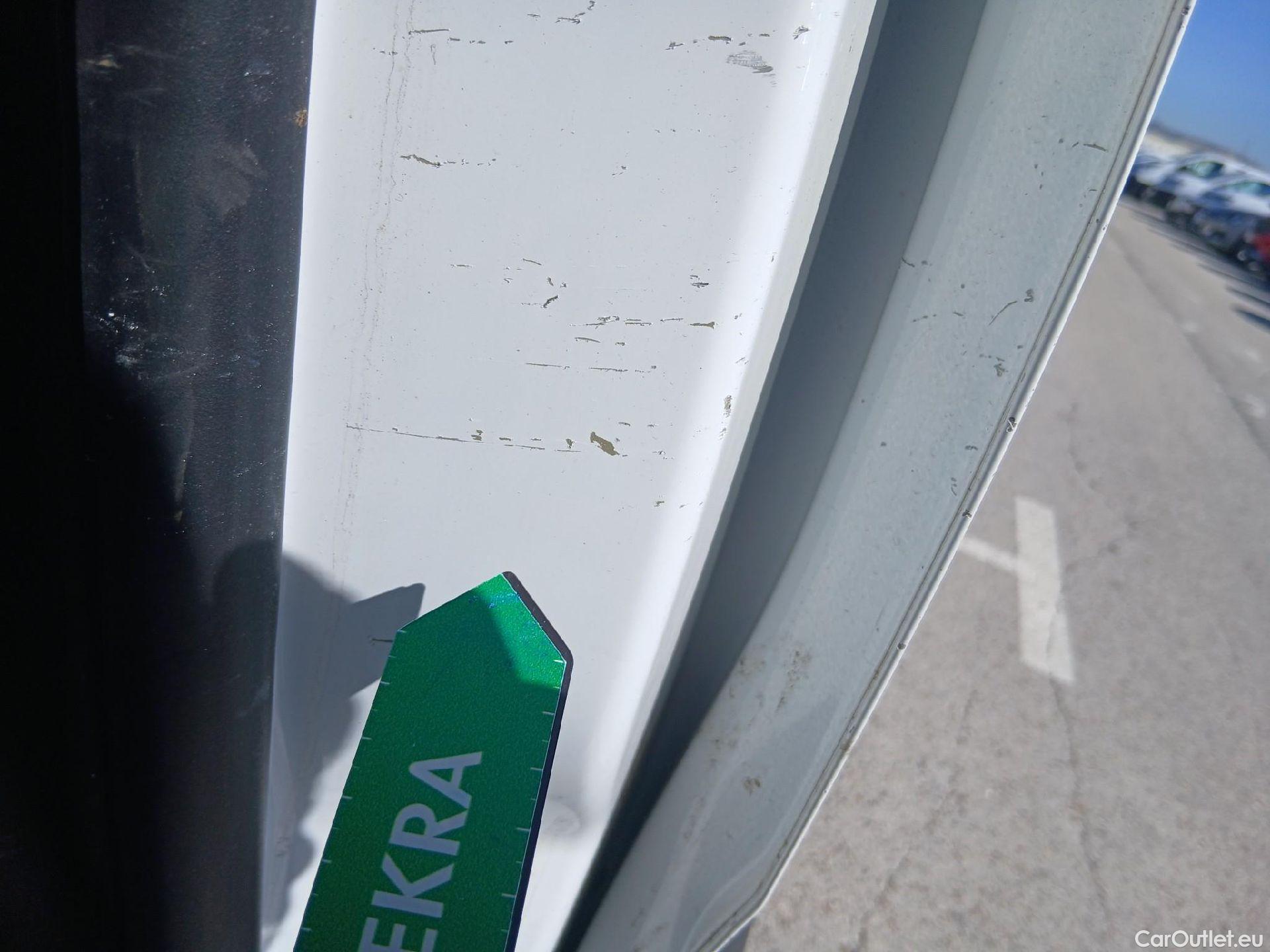  Citroen  Berlingo CITROEN  / 2018 / 3P / furgón derivado de turismo Talla M BlueHDi 73kW CONTROL #37