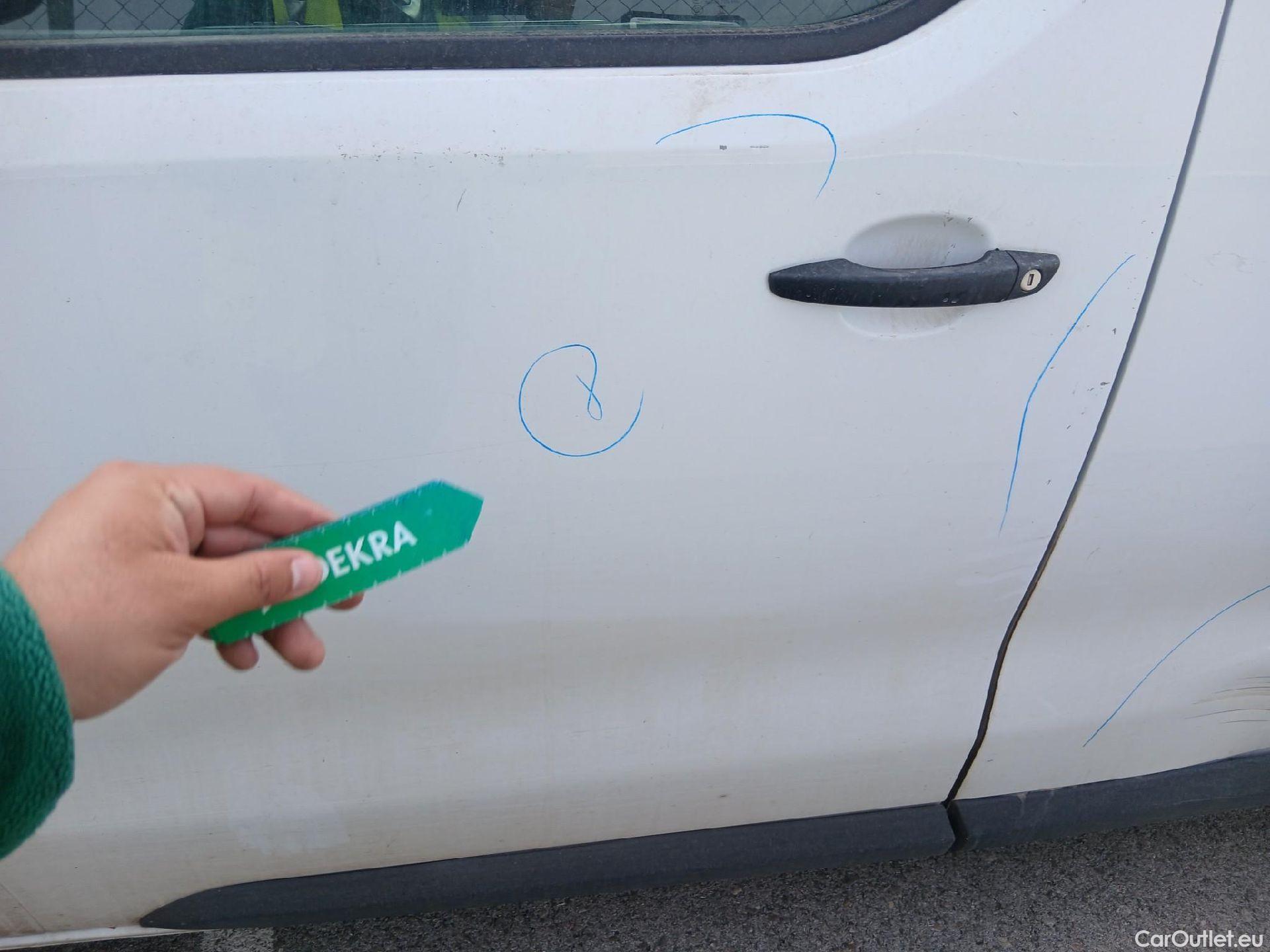  Citroen  Jumpy CITROEN  / 2016 / 4P / furgón Talla M BlueHDi 100 S&S 6v Control #22