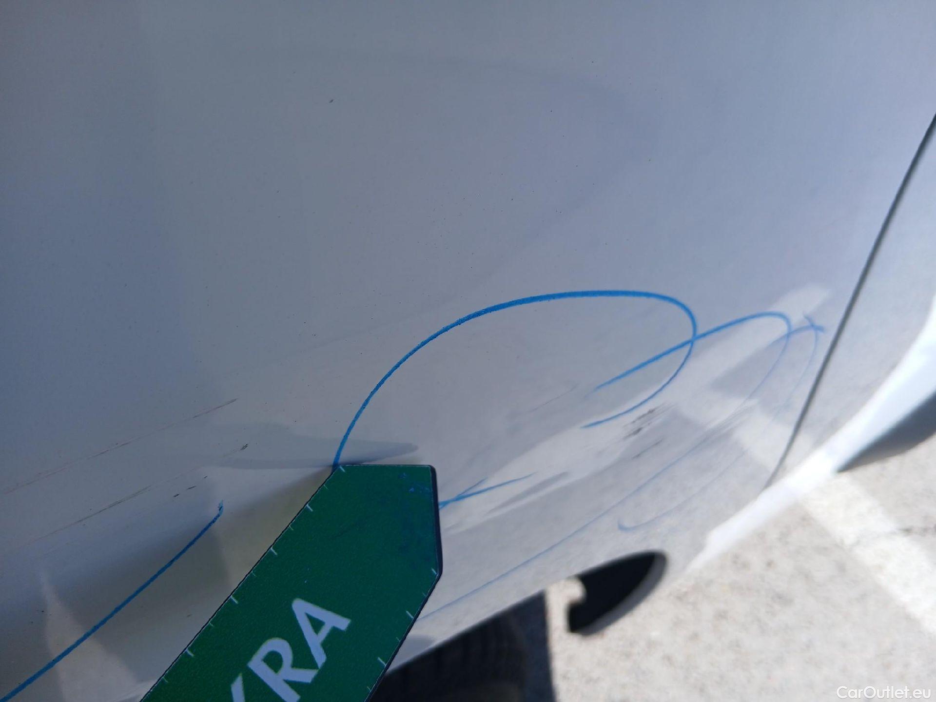  Citroen  Berlingo CITROEN  / 2018 / 3P / furgón derivado de turismo Talla M BlueHDi 73kW CONTROL #33