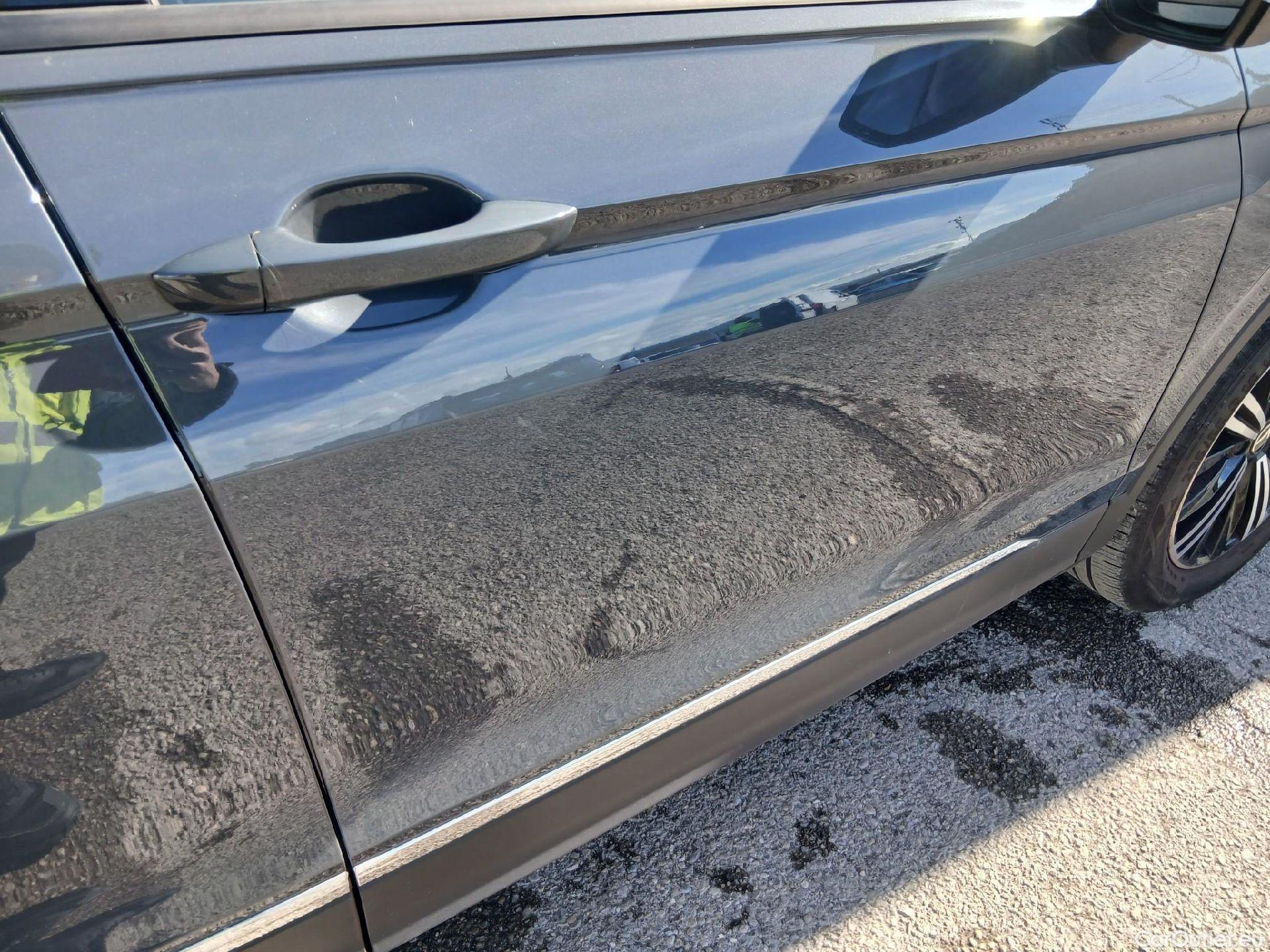  Volkswagen  Tiguan VOLKSWAGEN  / 2020 / 5P / todoterreno Life 1.4 TSI eHybrid 180kW (245CV) DSG #27