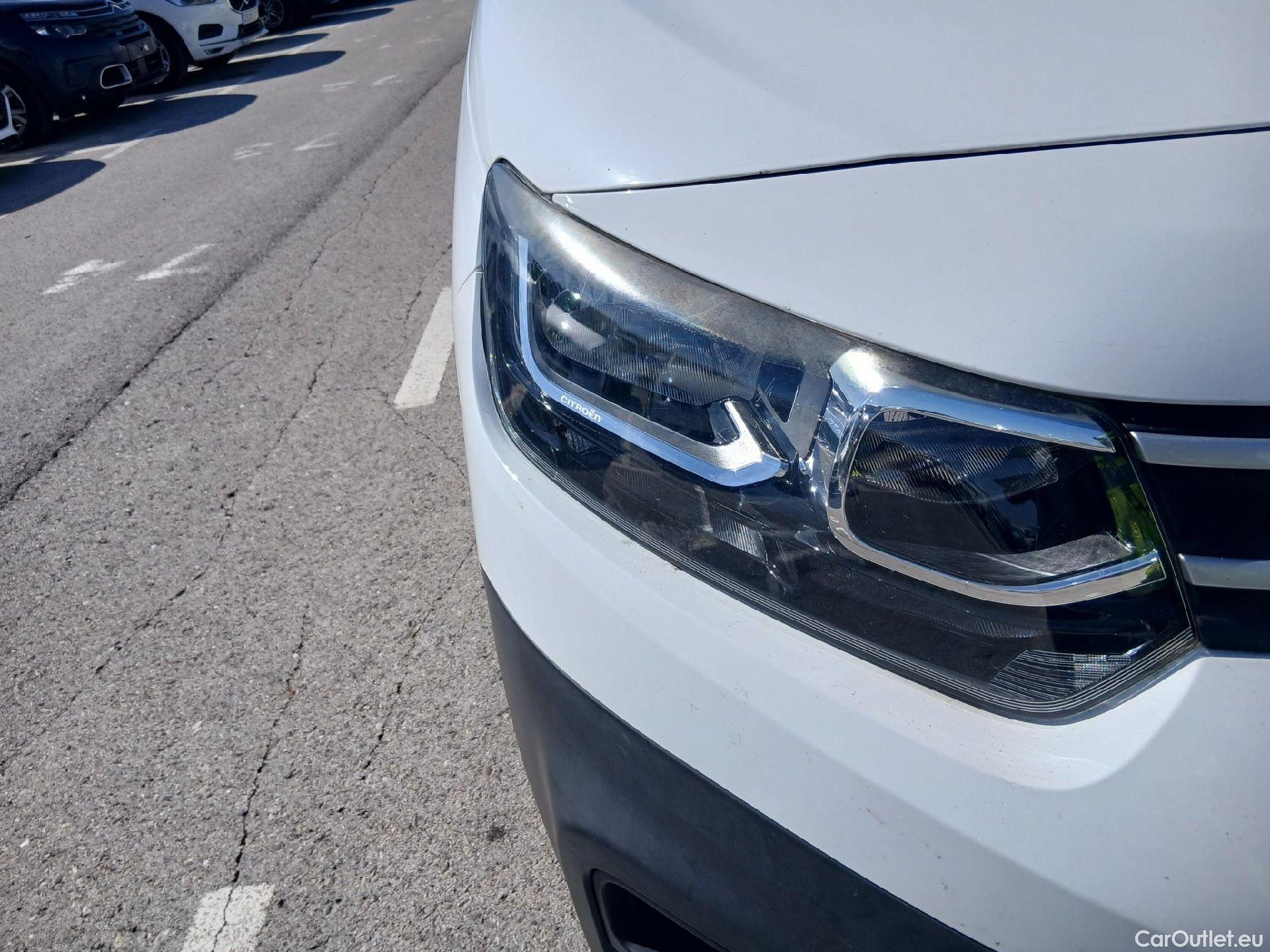  Citroen  Berlingo CITROEN  / 2018 / 3P / furgón derivado de turismo Talla M BlueHDi 73kW CONTROL #8