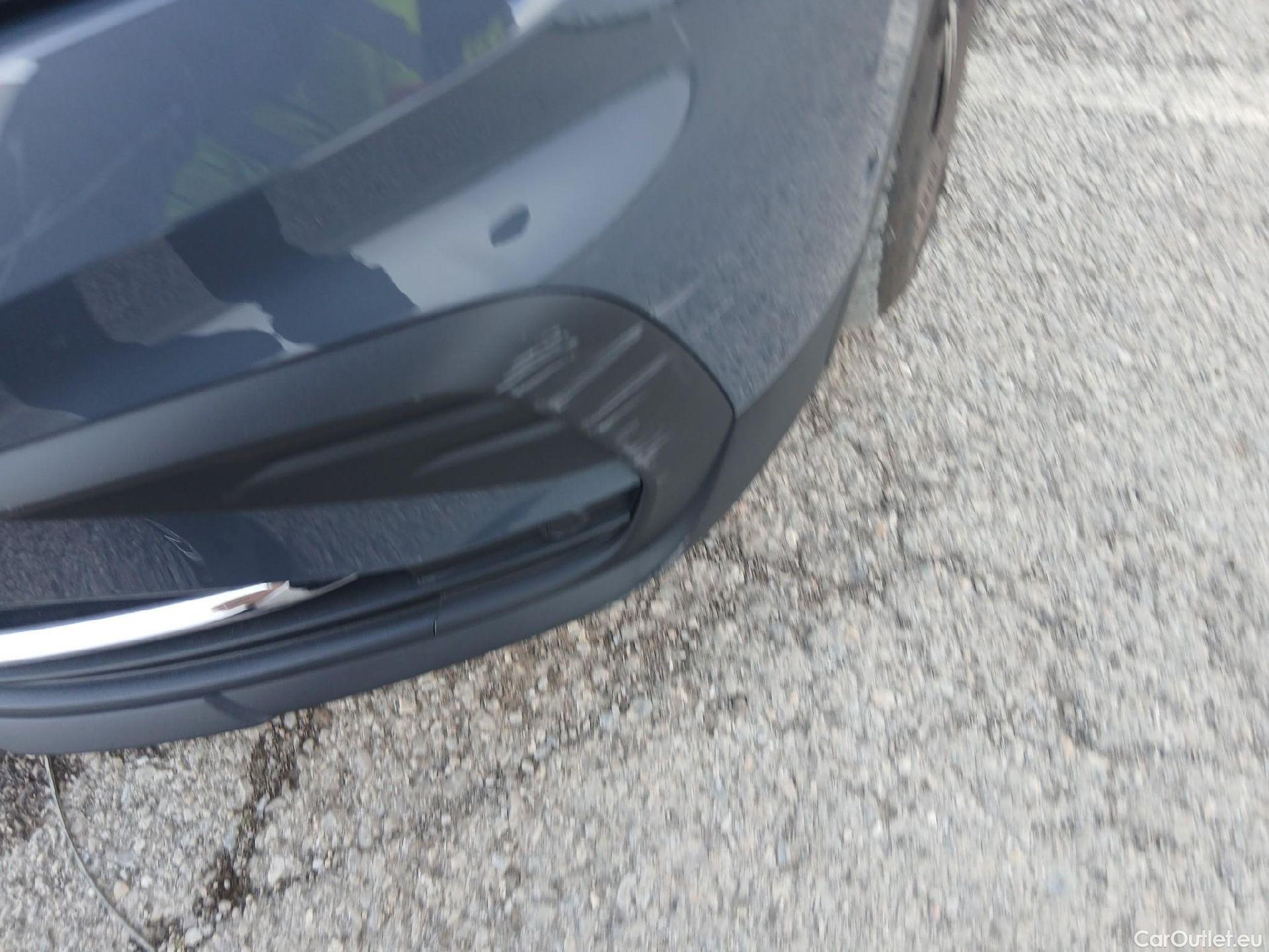  Volkswagen  Tiguan VOLKSWAGEN  / 2020 / 5P / todoterreno Life 1.4 TSI eHybrid 180kW (245CV) DSG #7