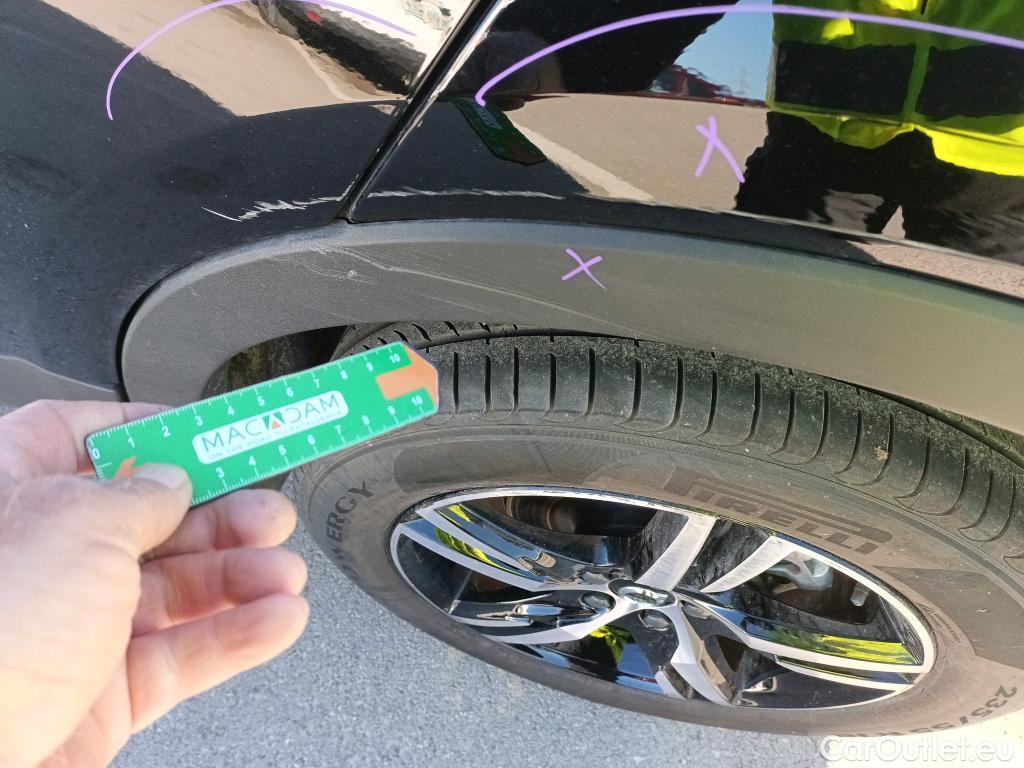  Volvo  XC 40 VOLVO XC40 / 2021 / 5P / todoterreno 2.0 B4 G AWD Plus Dark Auto #22