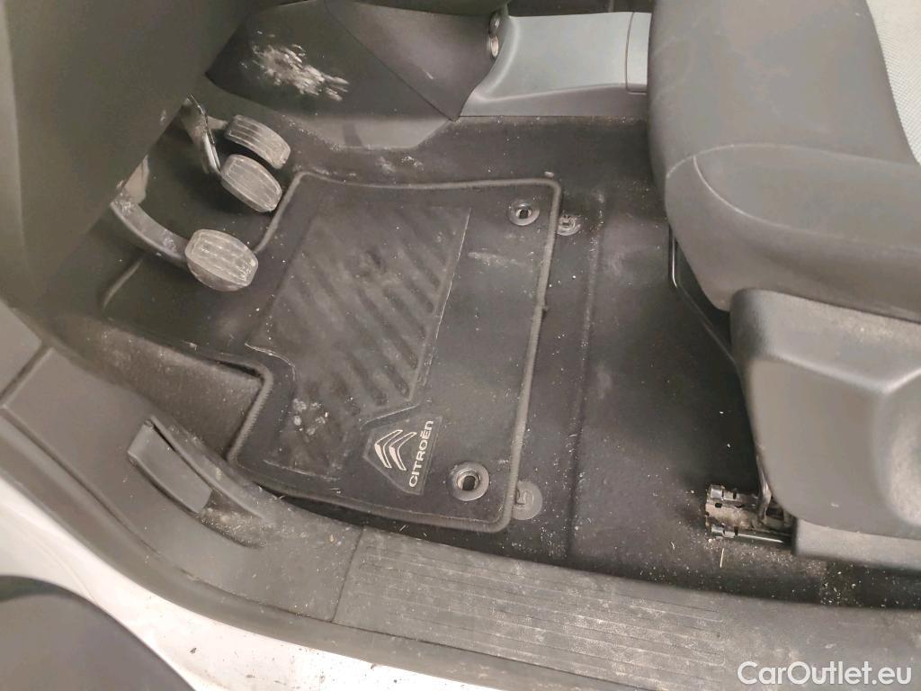  Citroen  Berlingo CITROEN  / 2018 / 5P / monovolumen compacto Talla M BlueHDi 100 S&S FEEL #17