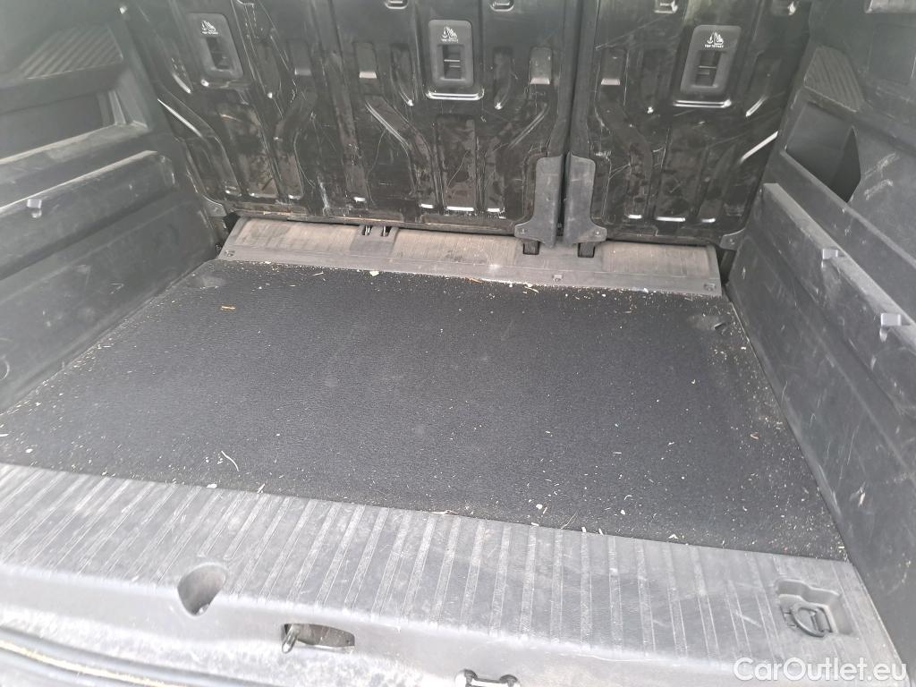  Citroen  Berlingo CITROEN  / 2018 / 4P / combi Talla M BlueHDi 100 LIVE (AC) #8